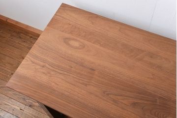 中古　マスターウォール(MASTERWAL) ウォールナットダイニングテーブル定価約14万円(鉄脚テーブル)