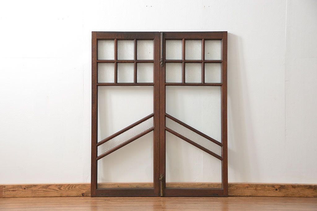 アンティーク  喫茶店のモダンデザイン両開き窓1対(3)(観音開き窓、ガラス戸、建具)