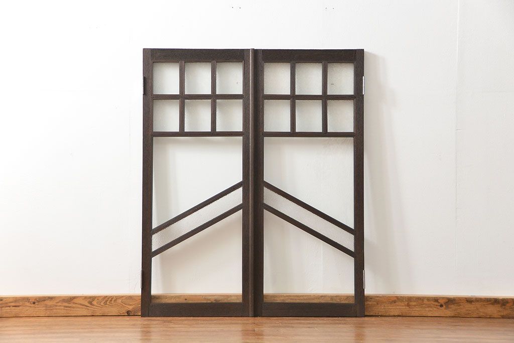 アンティーク  喫茶店のモダンデザイン両開き窓1対(3)(観音開き窓、ガラス戸、建具)