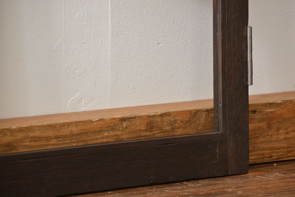 アンティーク  喫茶店のモダンデザイン両開き窓1対(3)(観音開き窓、ガラス戸、建具)