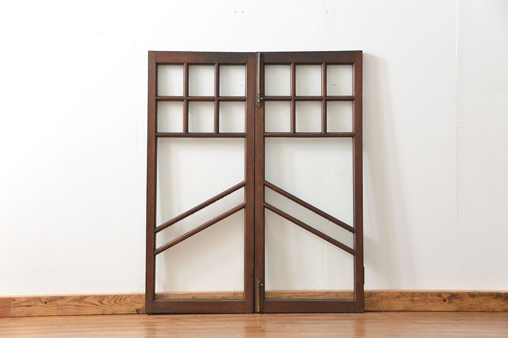 アンティーク 喫茶店のモダンデザイン両開き窓1対(4)(観音開き窓、ガラス戸、建具)