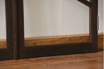 アンティーク 喫茶店のモダンデザイン両開き窓1対(4)(観音開き窓、ガラス戸、建具)