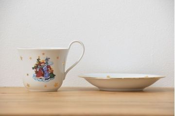 アンティーク雑貨　中古 ロイヤルコペンハーゲン(Royal Copenhagen) ジングルベル　カップ&ソーサー2客