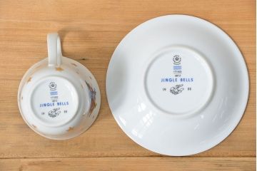 アンティーク雑貨　中古 ロイヤルコペンハーゲン(Royal Copenhagen) ジングルベル　カップ&ソーサー2客