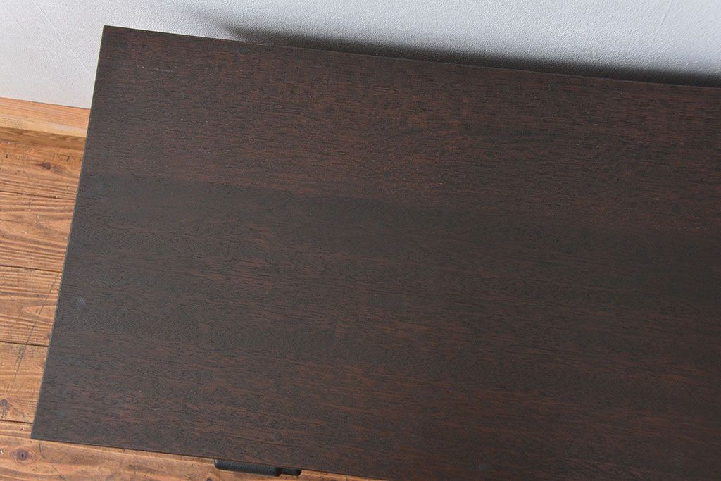 アンティーク家具　アンティーク 古い木の前面欅材ローチェスト(ローボード、箪笥、タンス、たんす)