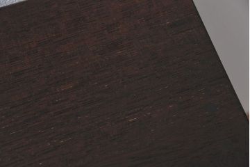 アンティーク家具　アンティーク 古い木の前面欅材ローチェスト(ローボード、箪笥、タンス、たんす)