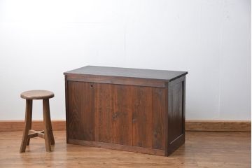 アンティーク家具　アンティーク 古い木の前面欅材ローチェスト(ローボード、箪笥、タンス、たんす)