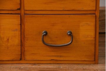 レトロ家具　昭和レトロ 古い木のかわいい6杯引き出し箱(1)(ドロワー、小物入れ、チェスト)