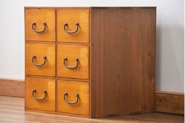 レトロ家具　昭和レトロ 古い木のかわいい6杯引き出し箱(2)(ドロワー、小物入れ、チェスト)