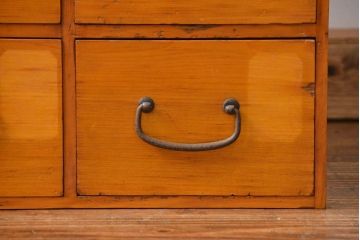 レトロ家具　昭和レトロ 古い木のかわいい6杯引き出し箱(2)(ドロワー、小物入れ、チェスト)