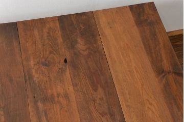 アンティーク家具　アンティーク 古材天板の鉄枠付き鉄脚テーブル(1)(作業台、デスク、陳列台、机、在宅ワーク、在宅用鉄足)