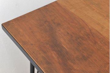 アンティーク家具　アンティーク 古材天板の鉄枠付き鉄脚テーブル(1)(作業台、デスク、陳列台、机、在宅ワーク、在宅用鉄足)