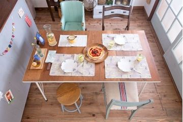 アンティーク家具　アンティーク 古材天板の鉄枠付き　大きな鉄脚テーブル(1)(作業台・デスク・陳列台・机)