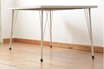アンティーク家具　アンティーク 古材天板の鉄枠付き　大きな鉄脚テーブル(1)(作業台・デスク・陳列台・机)
