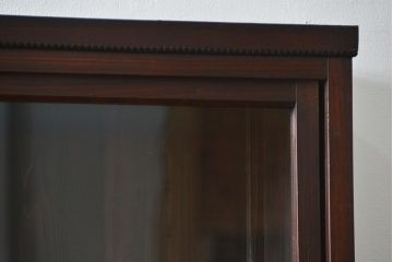 アンティーク家具　アンティーク 古い木の大きな脚付き収納棚(足付きガラスケース、飾り棚)