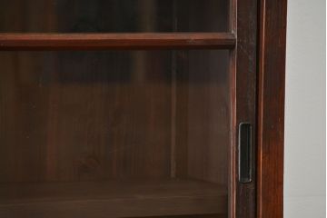 アンティーク家具　アンティーク 古い木の大きな脚付き収納棚(足付きガラスケース、飾り棚)