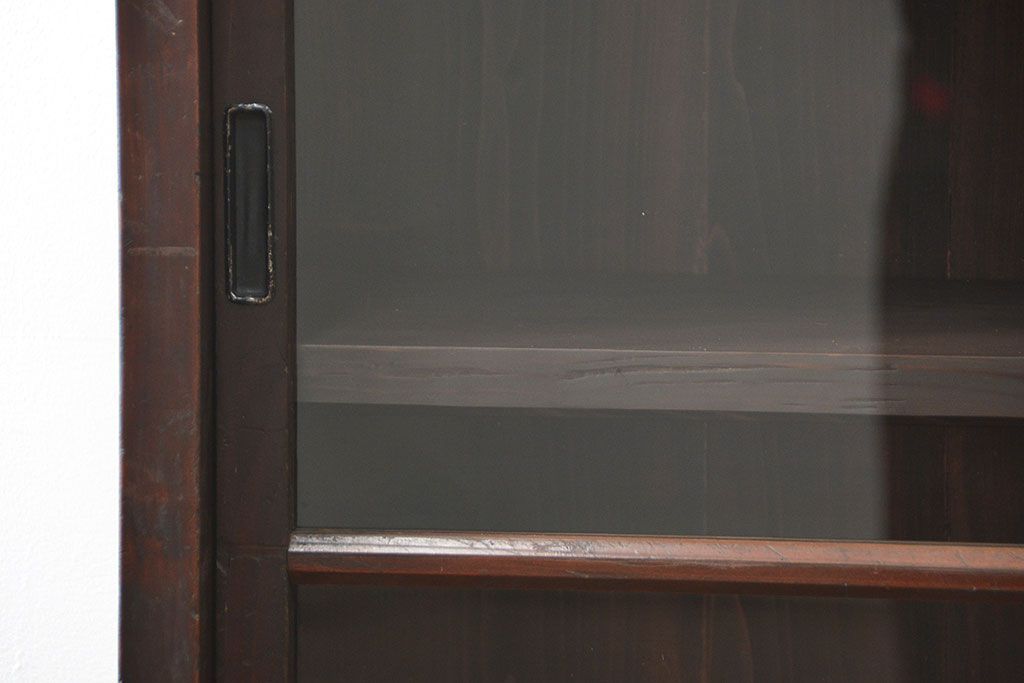 アンティーク家具　アンティーク 古い木の大きな脚付き収納棚(足付きガラスケース、飾り棚)