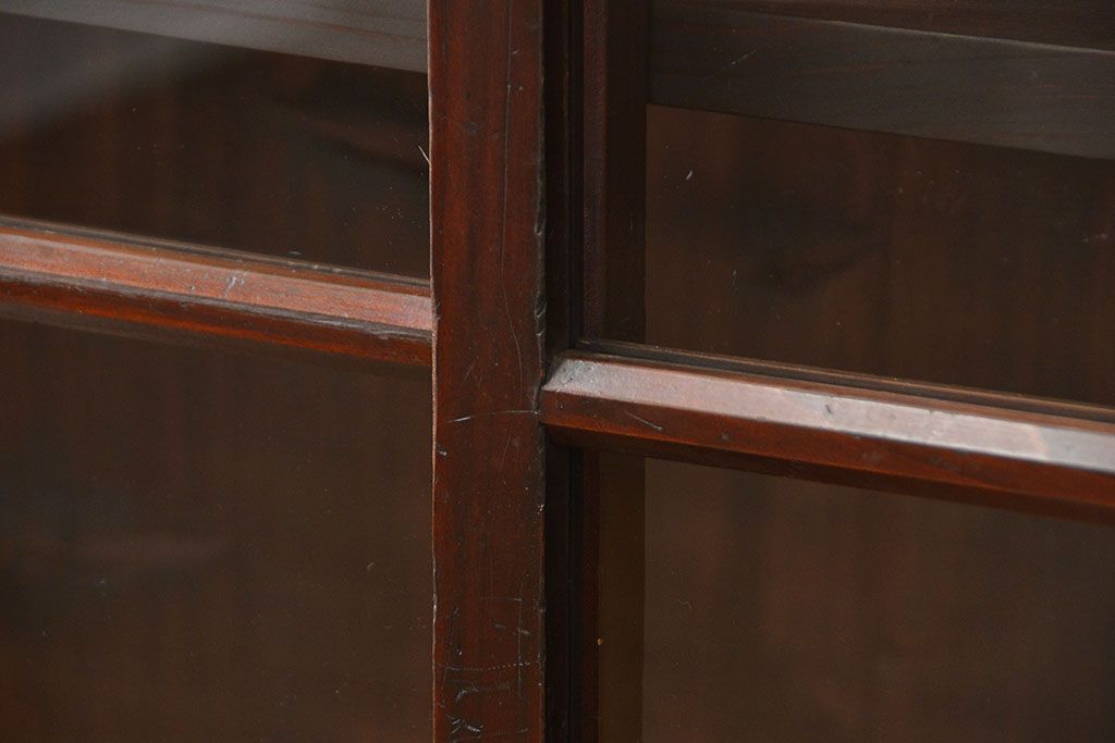 アンティーク家具　アンティーク 古い木の大きな脚付き収納棚(足付きガラスケース、飾り棚)