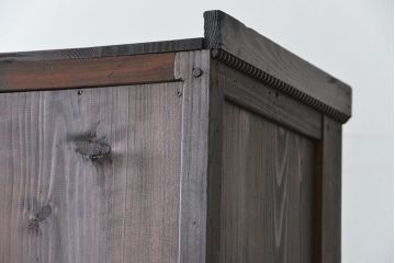 アンティーク家具　アンティーク 古い木の大きな脚付き収納棚(足付きガラスケース、飾り棚)