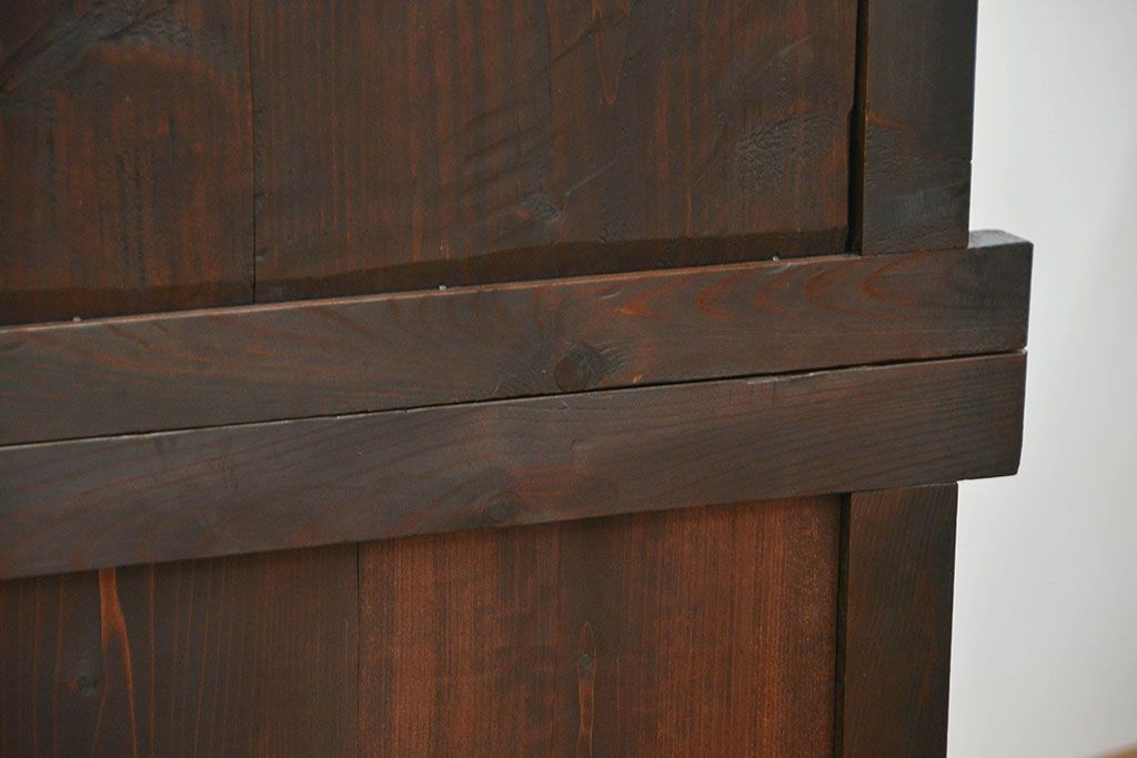 アンティーク家具　古民具・骨董 昇り引き出し付き二段重ね六尺水屋箪笥(食器棚、キッチンキャビネット)