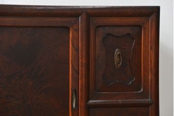 アンティーク家具　古民具・骨董 前面欅材玉杢 上質な茶箪笥(1)