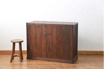 アンティーク家具　古民具・骨董 前面欅材玉杢 上質な茶箪笥(2)(水屋箪笥、収納棚)