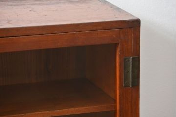 レトロ家具　昭和レトロ 古い木の小振りな本箱(ブックケース、本棚)