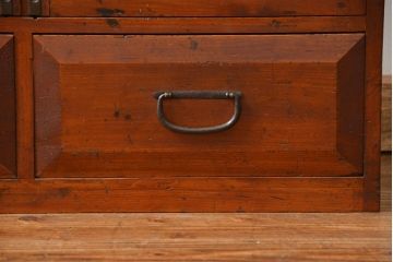 レトロ家具　昭和レトロ 古い木の小振りな本箱(ブックケース、本棚)