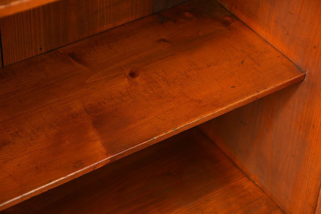 レトロ家具　昭和レトロ 古い木の小振りな本箱(ブックケース、本棚)