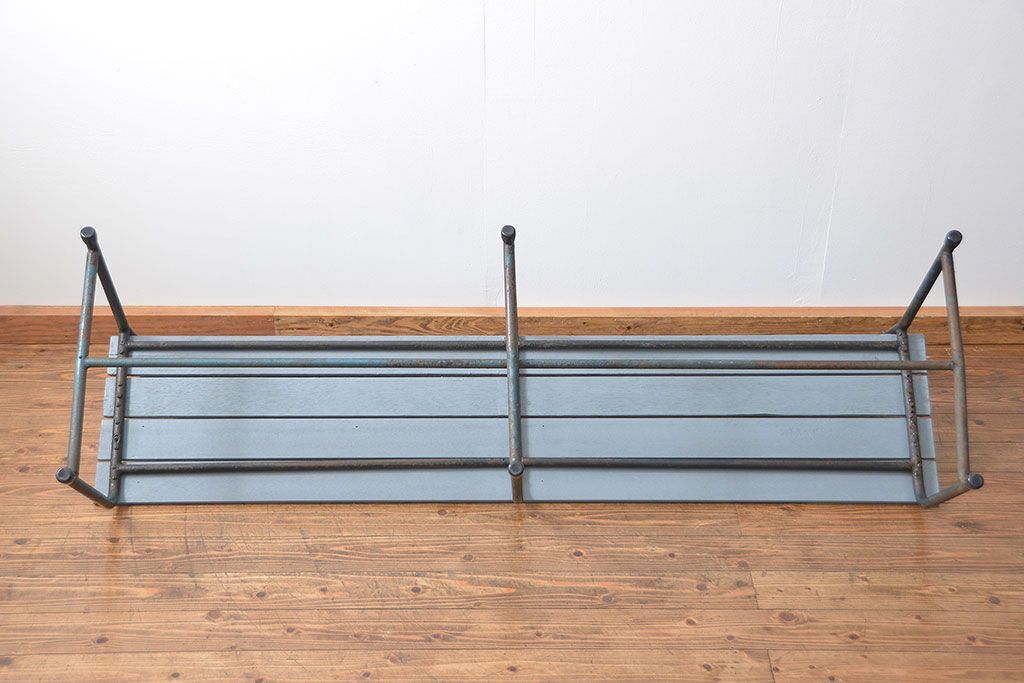 レトロ家具　昭和レトロ 古い鉄脚のペイントベンチ(長椅子、イス)