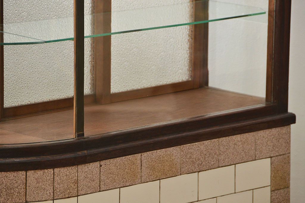 アンティーク家具　アンティーク 古いタバコ屋のR型タイルガラスケース(L型ガラスケース、ショーケース)