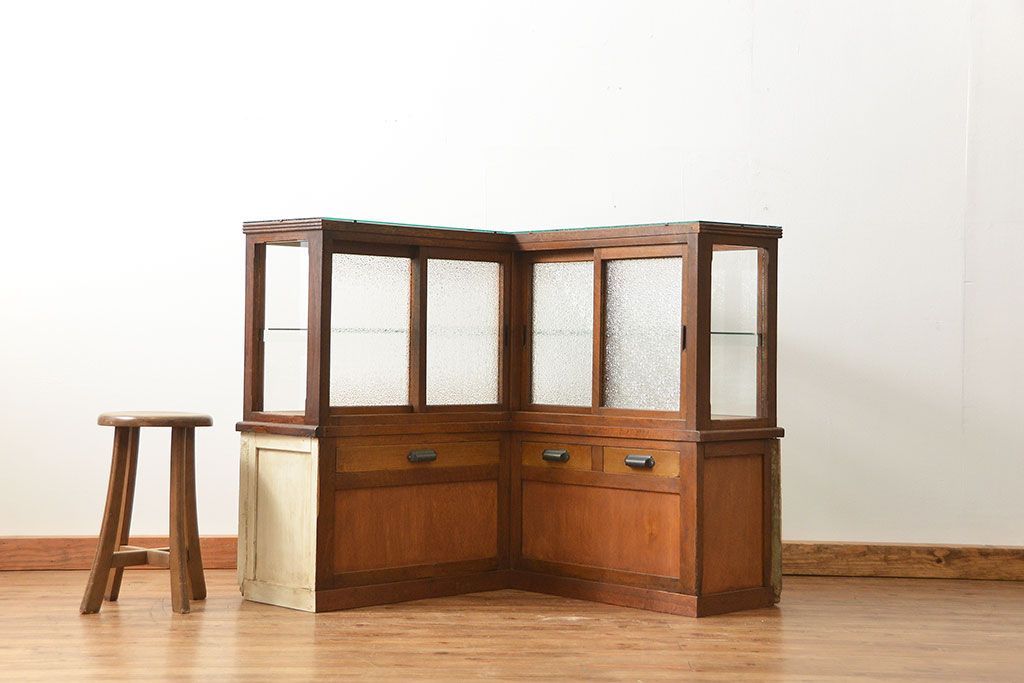 アンティーク家具　アンティーク 古いタバコ屋のR型タイルガラスケース(L型ガラスケース、ショーケース)