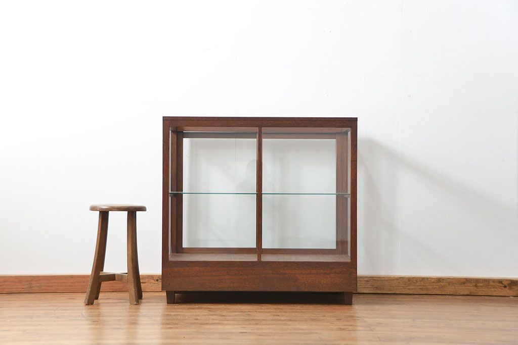アンティーク家具　アンティーク 古い木のシンプルなガラスケース(1)(ショーケース、飾り棚)