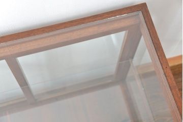 アンティーク家具　アンティーク 古い木のシンプルなガラスケース(1)(ショーケース、飾り棚)