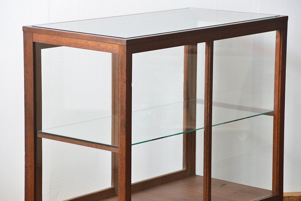 アンティーク家具　アンティーク 古い木のシンプルなガラスケース(1)(ショーケース、飾り棚)