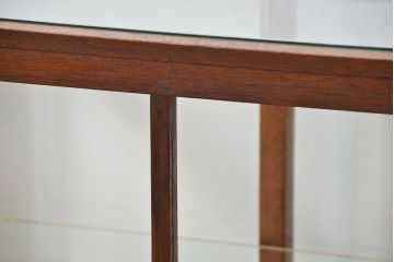 アンティーク家具　アンティーク 古い木のシンプルなガラスケース(1)(ショーケース、飾り棚)