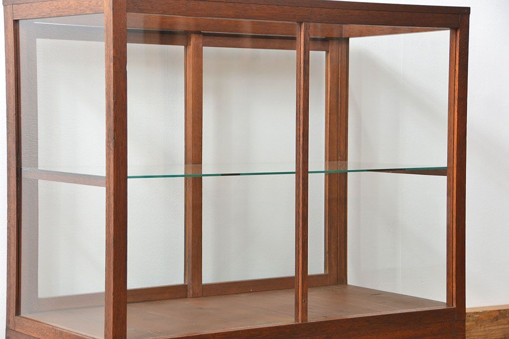 アンティーク家具　アンティーク 古い木のシンプルなガラスケース(1)(ショーケース、飾り棚)