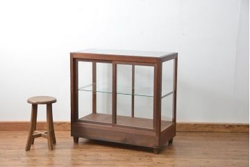 アンティーク家具　アンティーク 古い木のシンプルなガラスケース(1)(ショーケース、飾り棚)