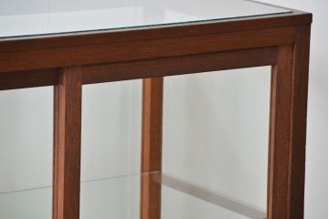 アンティーク家具　アンティーク 古い木のシンプルなガラスケース(1)(ショーケース、飾り棚)