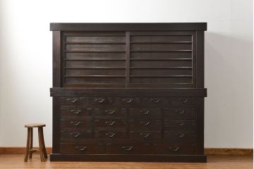 アンティーク家具　六尺　古民具・骨董 大きな引き出し20杯収納棚(時代箪笥、水屋箪笥、収納箪笥、薬箪笥)