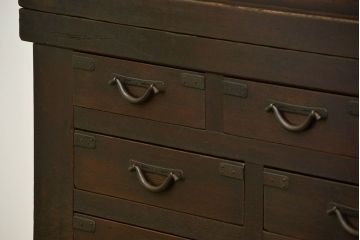 アンティーク家具　六尺　古民具・骨董 大きな引き出し20杯収納棚(時代箪笥、水屋箪笥、収納箪笥、薬箪笥)