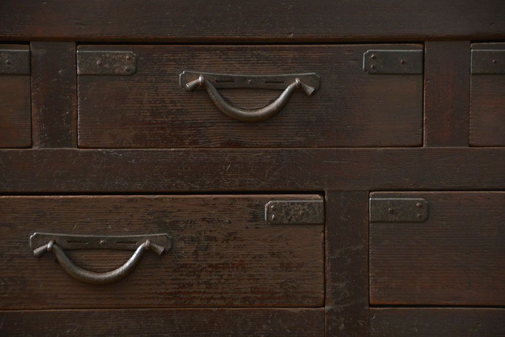 アンティーク家具　六尺　古民具・骨董 大きな引き出し20杯収納棚(時代箪笥、水屋箪笥、収納箪笥、薬箪笥)