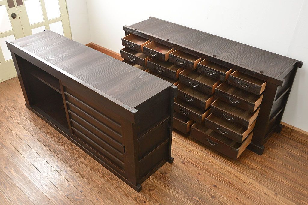 アンティーク家具　六尺　古民具・骨董 大きな引き出し20杯収納棚(時代箪笥、水屋箪笥、収納箪笥、薬箪笥)