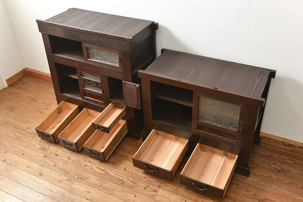 アンティーク家具　古民具・骨董 結霜ガラス入り 二段重ね 三尺水屋箪笥