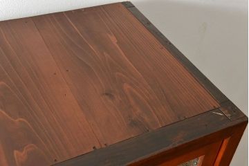 レトロ家具　昭和レトロ 鉄脚付きダイヤガラス収納棚(食器棚、戸棚)