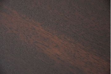 アンティーク家具　アンティーク 前面欅(ケヤキ)材の鉄脚付き横長ローボード(ローチェスト、時代箪笥)