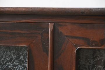 アンティーク家具　古民具・骨董 前面縞黒檀の結霜ガラス収納棚(時代箪笥、食器棚)