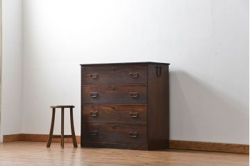 アンティーク家具　古民具・骨董 前面縞黒檀の上品な時代箪笥(チェスト、タンス)