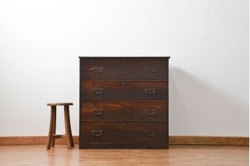 アンティーク家具　古民具・骨董 前面縞黒檀の上品な時代箪笥(チェスト、タンス)