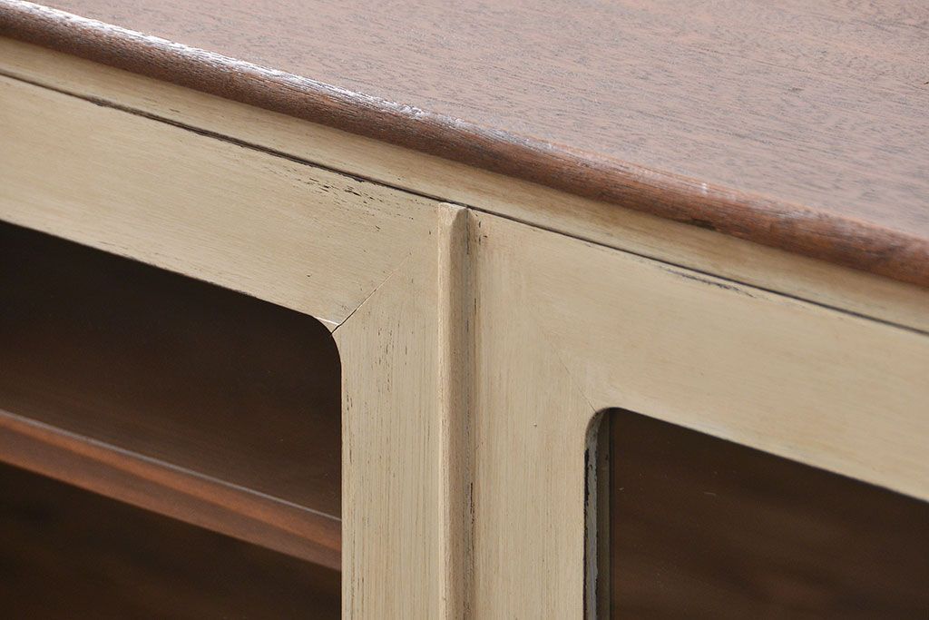 アンティーク家具　鉄脚付きアンティークペイントローボード(収納棚、TVボード)